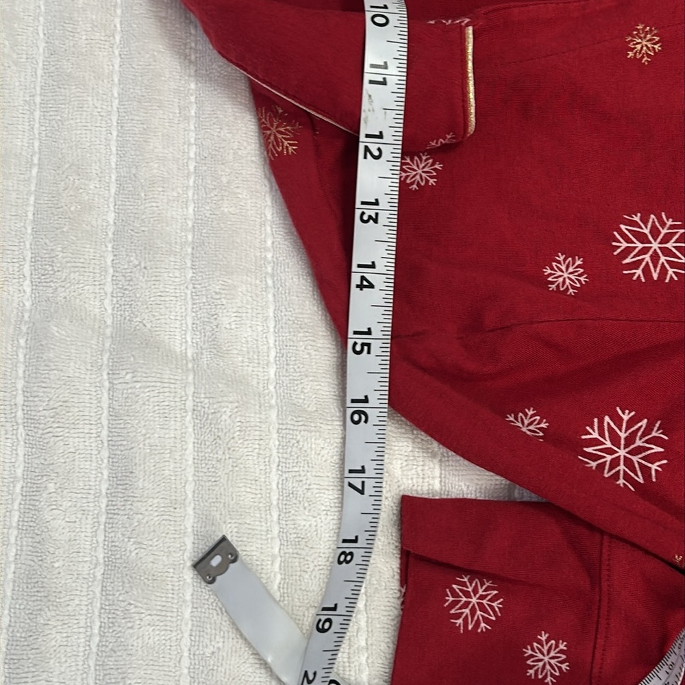 Red Snowflake Pajama Set - Picture 12 of 17